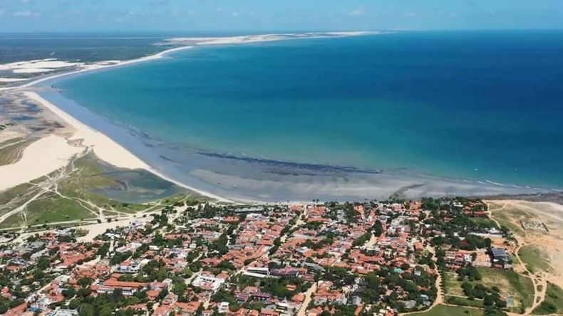 Jericoacoara es el lugar ideal para practicar deportes acuáticos debido a sus vientos constantes.