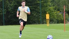 La camiseta de la Selección no luce es escudo de AFA sino el del COA ya que los JJ.OO no son organizados por la FIFA La camiseta de la Selección no luce es escudo de AFA sino el del COA ya que los JJ.OO no son organizados por la FIFA