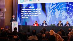 Alberto Fernández en el CAF