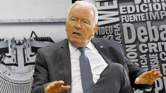 Familiar de las víctimas del ARA San Juan denunciaron que el juez Mahique firmó una sentenciadurante su viaje a Lago Escondido