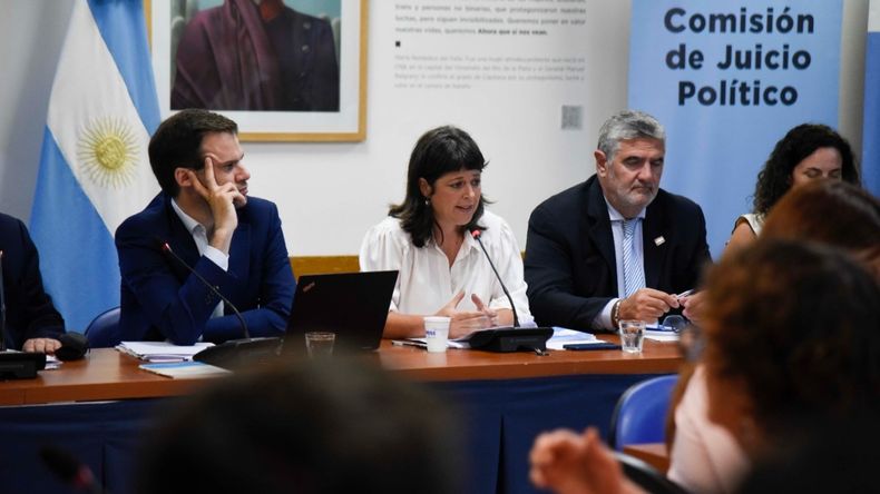 La Comisión de Juicio Político comenzó a analizar el proceso a la Corte.