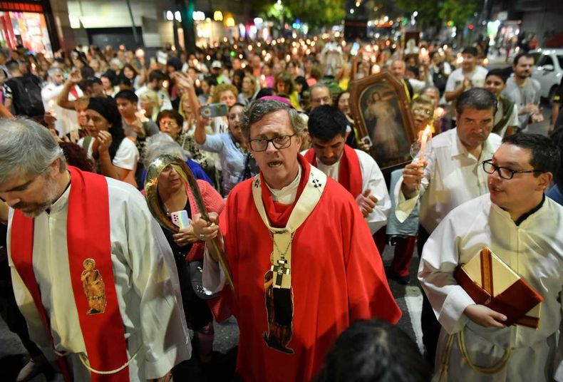 Para “descongelar” la iglesia porteña, el Papa optó por Jorge Ignacio García Cuerva.