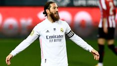Sergio Ramos recibió críticas de todos lados por una exótica comida que disfrutó en Dubái. comida.