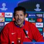 El entrenador de Atlético de Madrid sorprendió con una anécdota de su mamá en plena conferencia de prensa. El entrenador de Atlético de Madrid sorprendió con una anécdota de su mamá en plena conferencia de prensa.