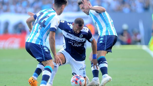 Racing empató 0-0 contra Gimnasia en su primer partido oficial del 2022.