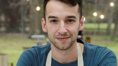 Carlitos, de 30 años, es el nuevo ganador de Bake Off Argentina. Carlitos, de 30 años, es el nuevo ganador de Bake Off Argentina.