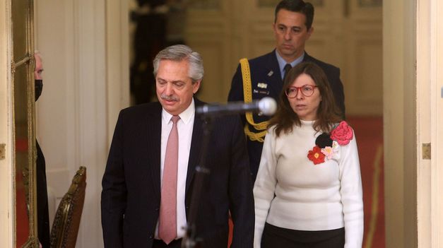 Batakis regresó esta mañana de su viaje por Estados Unidos.