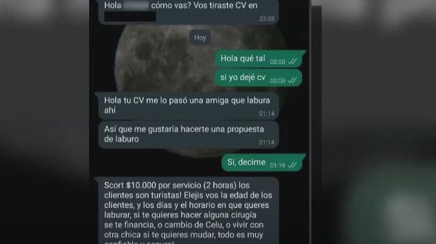 Dejó su curriculum para trabajar en una cafetería y le ofrecieron un  trabajo de escort