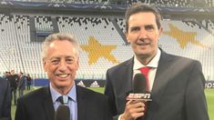 Quique Wolff trabajó muchos años junto a Miguel Simón. Quique Wolff trabajó muchos años junto a Miguel Simón.