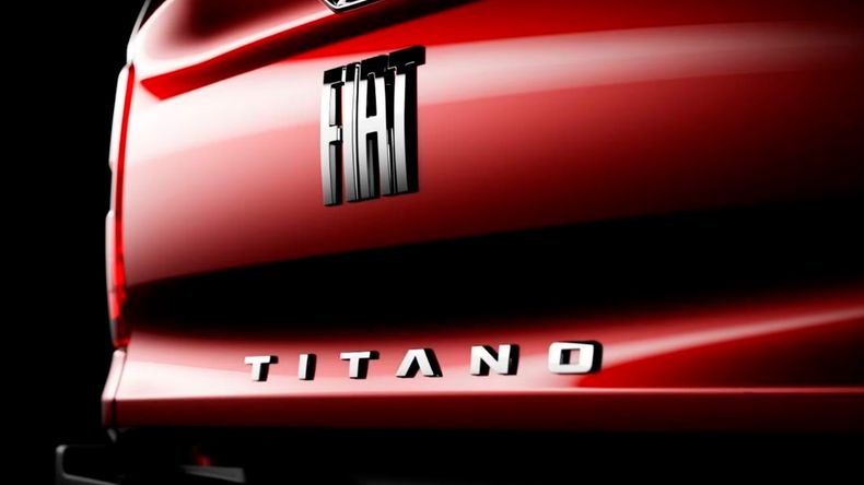 Portón de caja de Fiat Titano.