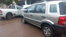 Un hombre se descompensó cuando conducía, chocó a dos autos y murió en Córdoba. Un hombre se descompensó cuando conducía, chocó a dos autos y murió en Córdoba.