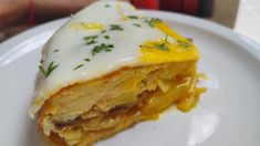 El bar barato de Buenos Aires con mucha historia y tortillas XXXL. El bar barato de Buenos Aires con mucha historia y tortillas XXXL.