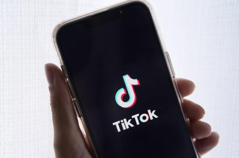 Greg Gianforte prohibió antes el uso de TikTok en los dispositivos oficiales.