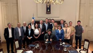 Javier Milei firmará un decreto para aumentar los sueldos del Ejecutivo tras dos años de congelamiento