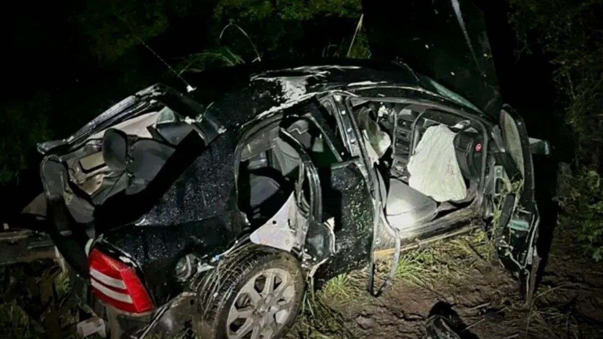 Fatal accidente en San Luis: un auto se despistó, volcó y murieron tres jóvenes