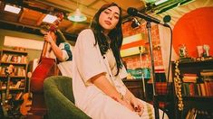 Nicki Nicole lanzó el deslumbrante show en el prestigioso ciclo TINY DESK Concert de Estados Unidos Nicki Nicole lanzó el deslumbrante show en el prestigioso ciclo TINY DESK Concert de Estados Unidos