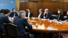 Autoridades del BID analizarán próximo desembolso del organismo por US$150 millones. Autoridades del BID analizarán próximo desembolso del organismo por US$150 millones.