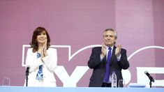 Alberto Fernández dijo que el fallo contra Cristina Kirchner es uno de los más insólitos que vio en su vida. Alberto Fernández dijo que el fallo contra Cristina Kirchner es uno de los más insólitos que vio en su vida.