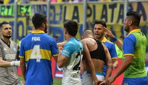 Romero, Figal y Zambrano contra Alcaraz, de Racing.