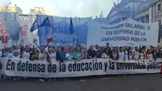 Para Torrendell, la marcha universitaria representa una posición más política.