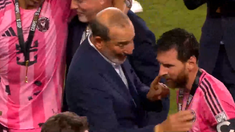 “Conmigo no”, fue la dura respuesta de Lionel Messi a&nbsp; Don Garber.