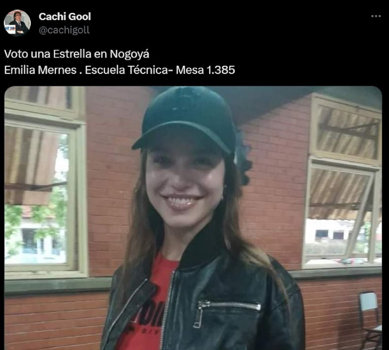 Emilia Mernes en la previa a votar.