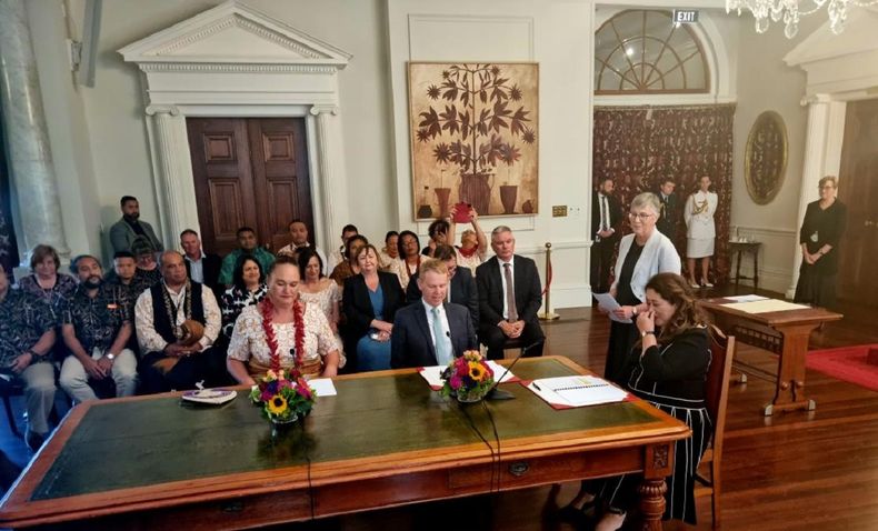 Nueva Zelanda: Chris Hipkins asumió como primer ministro.