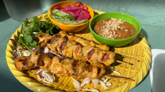 En este restaurante de Buenos Aires se sirve la mejor comida vietnamita. En este restaurante de Buenos Aires se sirve la mejor comida vietnamita.