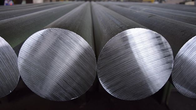 El sector del aluminio es estratégico para el desarrollo industrial.