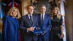 Macron, Macri y sus esposas compartieron un acto en San Cristóbal.