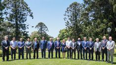 Alberto Fernández y los gobernadores en Olivos. Alberto Fernández y los gobernadores en Olivos.