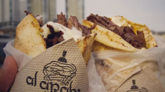 La gastronomía árabe en la Ciudad Autónoma de Buenos Aires mantiene viva la herencia de la inmigración siria y libanesa. La gastronomía árabe en la Ciudad Autónoma de Buenos Aires mantiene viva la herencia de la inmigración siria y libanesa.