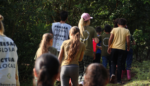 Eco House Global nació en Argentina en 2016 y cuenta con más de 40 proyectos en todo el mundo que promueven la sostenibilidad en los diversos sectores sociales.