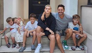 Benjamín Vicuña con Amancio Vicuña Suárez (4), Magnolia Vicuña Suárez (7), Benicio Vicuña Ardohain (10), Bautista Vicuña Ardohain (17) y Beltrán Vicuña Ardohain (12). Benjamín Vicuña con Amancio Vicuña Suárez (4), Magnolia Vicuña Suárez (7), Benicio Vicuña Ardohain (10), Bautista Vicuña Ardohain (17) y Beltrán Vicuña Ardohain (12).