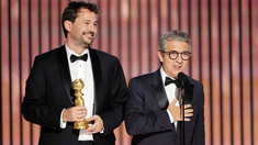 Santiago Mitre y Ricardo Darín recibiendo el Golden Globes a Mejor Película Extranjera por Argentina 1985. Santiago Mitre y Ricardo Darín recibiendo el Golden Globes a Mejor Película Extranjera por Argentina 1985.