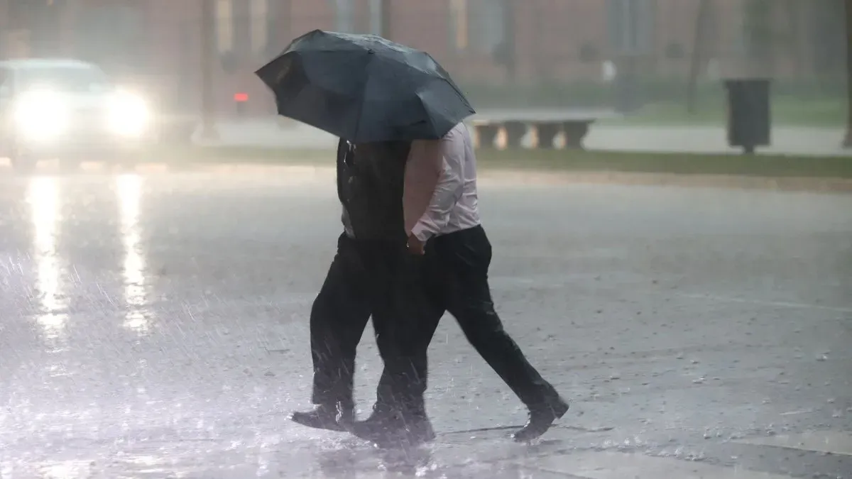 A qué hora llega la tormenta de Santa Rosa al AMBA: qué zonas están bajo alerta meteorológica
