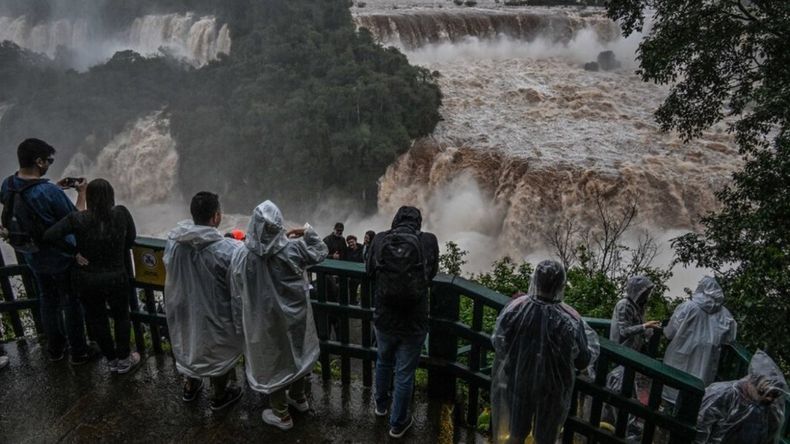 El hombre de 31 años desaparecido es un turista oriundo de Buenos Aires.