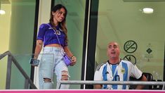 Antonela Roccuzzo en el estadio. Antonela Roccuzzo en el estadio.