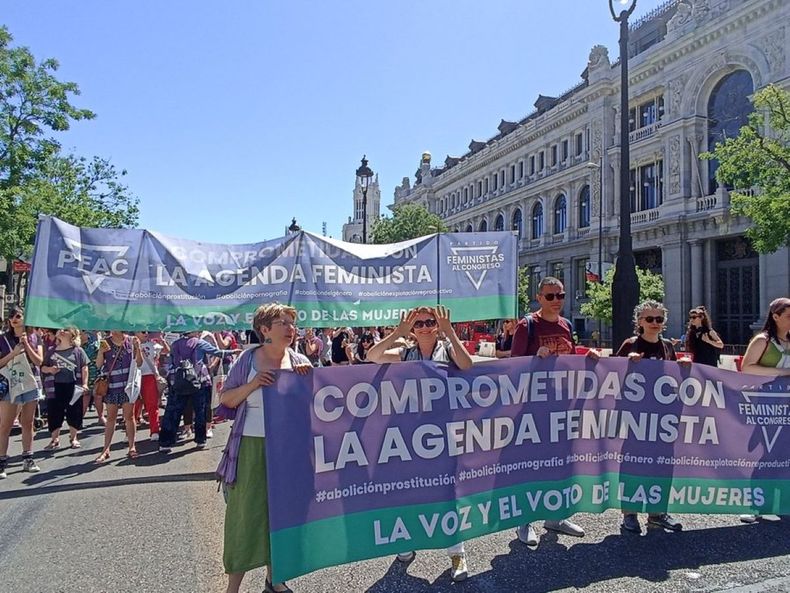 Marcharon contra la prostitución