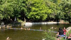 Se ubica a 75 kilómetros de la ciudad de Córdoba. Se ubica a 75 kilómetros de la ciudad de Córdoba.