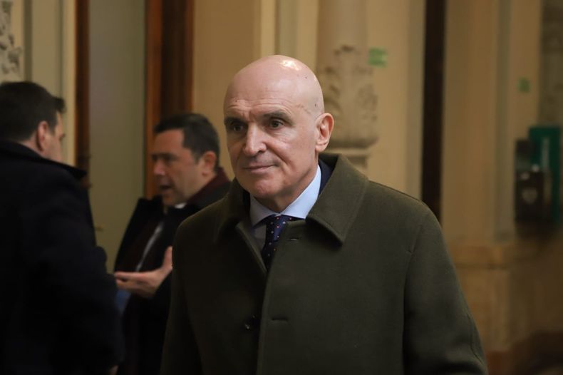 Exigen la renuncia de Espert a la presidencia de la Comisión de Presupuesto por su vínculo con Machado