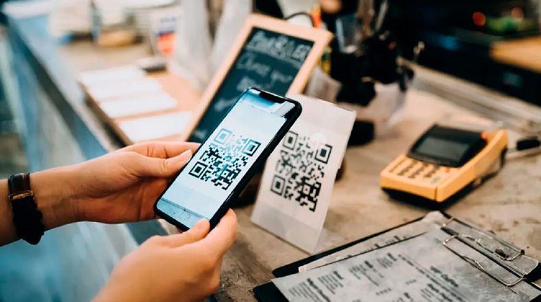 Desde septiembre se podrá utilizar el QR en tarjetas de crédito.