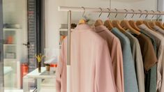 Conocé los tips para que tu ropa en desuso tenga una segunda vida y no contamine el Medio Ambiente Conocé los tips para que tu ropa en desuso tenga una segunda vida y no contamine el Medio Ambiente