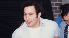 La historia de David Berkowitz, el asesino que sembró el terror en Nueva York y que decía que un perro lo mandaba a cometer delitos. La historia de David Berkowitz, el asesino que sembró el terror en Nueva York y que decía que un perro lo mandaba a cometer delitos.