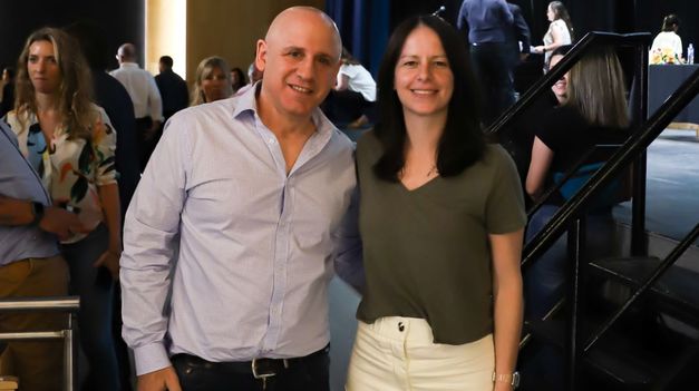 Soledad Martinez formalizó los pases a planta permanente y la carrera profesional hospitalaria.