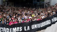 Organizan trenazos en defensa de la educación pública: docentes y estudiantes viajaran en tren a la Marcha Federal Universitaria