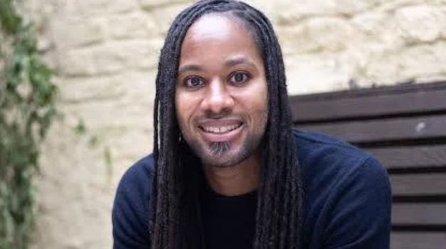 Jason Arday fue el profesor negro más joven en Cambridge y sufrió acoso racial.