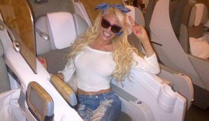 La griega viajó con una amiga desde Punta Cana a Dubai a ver a Maradona La griega viajó con una amiga desde Punta Cana a Dubai a ver a Maradona