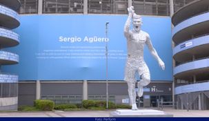 Manchester City inauguró una estatua en homenaje a Sergio Kun Agüero.