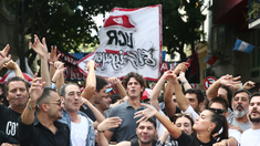 Lousteau marcha en Plaza de Mayo.